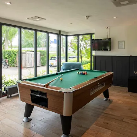 バスティオン スキポール ホーフドロープ 3* ﾎｰﾌﾄﾞﾛｰﾌﾟ