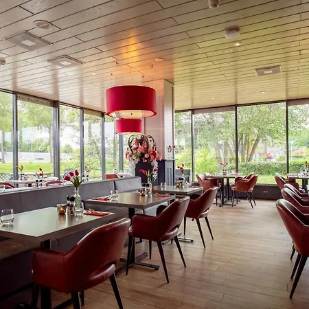 Hotel Bastion Schiphol 3*