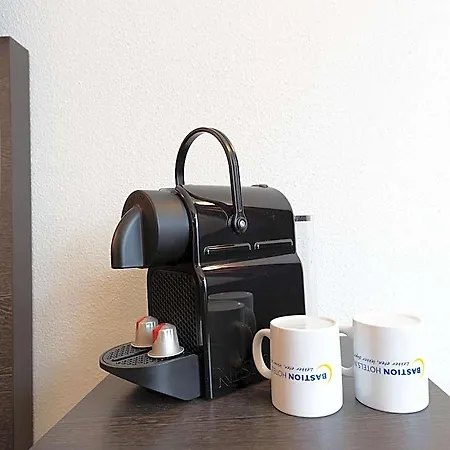 Hotel Bastion Schiphol 3*