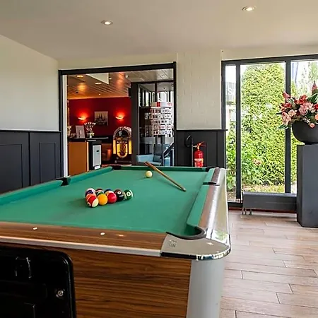 Bastion Schiphol Hotel 3*