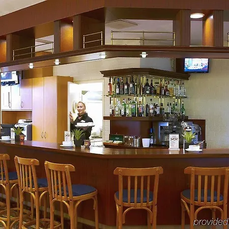 史基浦霍夫多普贝斯顿酒店 酒店 3*