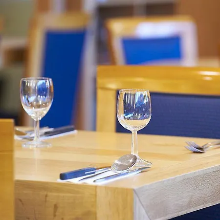 Bastion Schiphol Hotel 3*