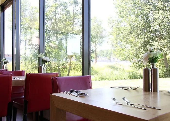 Bastion Schiphol Hotel 3*