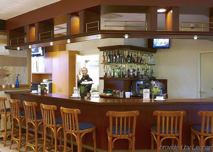 Bastion Schiphol Hotel 3*