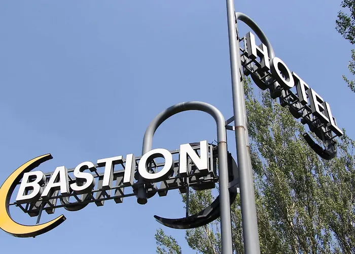 Hotel Bastion Schiphol 3*