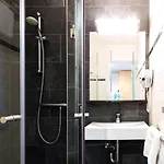 バスティオン スキポール ホーフドロープ ホテル ﾎｰﾌﾄﾞﾛｰﾌﾟ