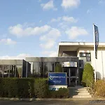 バスティオン スキポール ホーフドロープ ホテル ﾎｰﾌﾄﾞﾛｰﾌﾟ