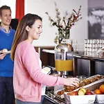 ホテル バスティオン スキポール ホーフドロープ 3*