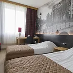 バスティオン スキポール ホーフドロープ