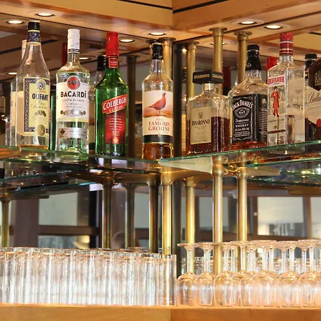 Hotel Bastion Schiphol 3*