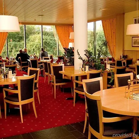 Bastion Schiphol Hotel 3*