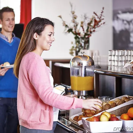 Hotel Bastion Schiphol 3*